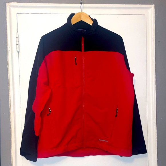 Men's Patagonia Red and Black Jacket Size Large - Picture 1 of 13